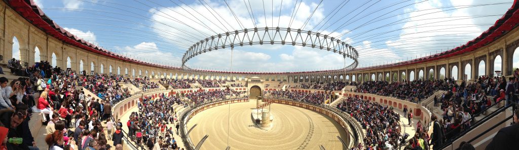 Le Signe Du Triomphe Au Puy Du Fou H Tel Alo